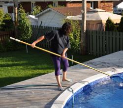Как очистить бассейн от зелени – различные способы Как очищать воду в бассейне на даче